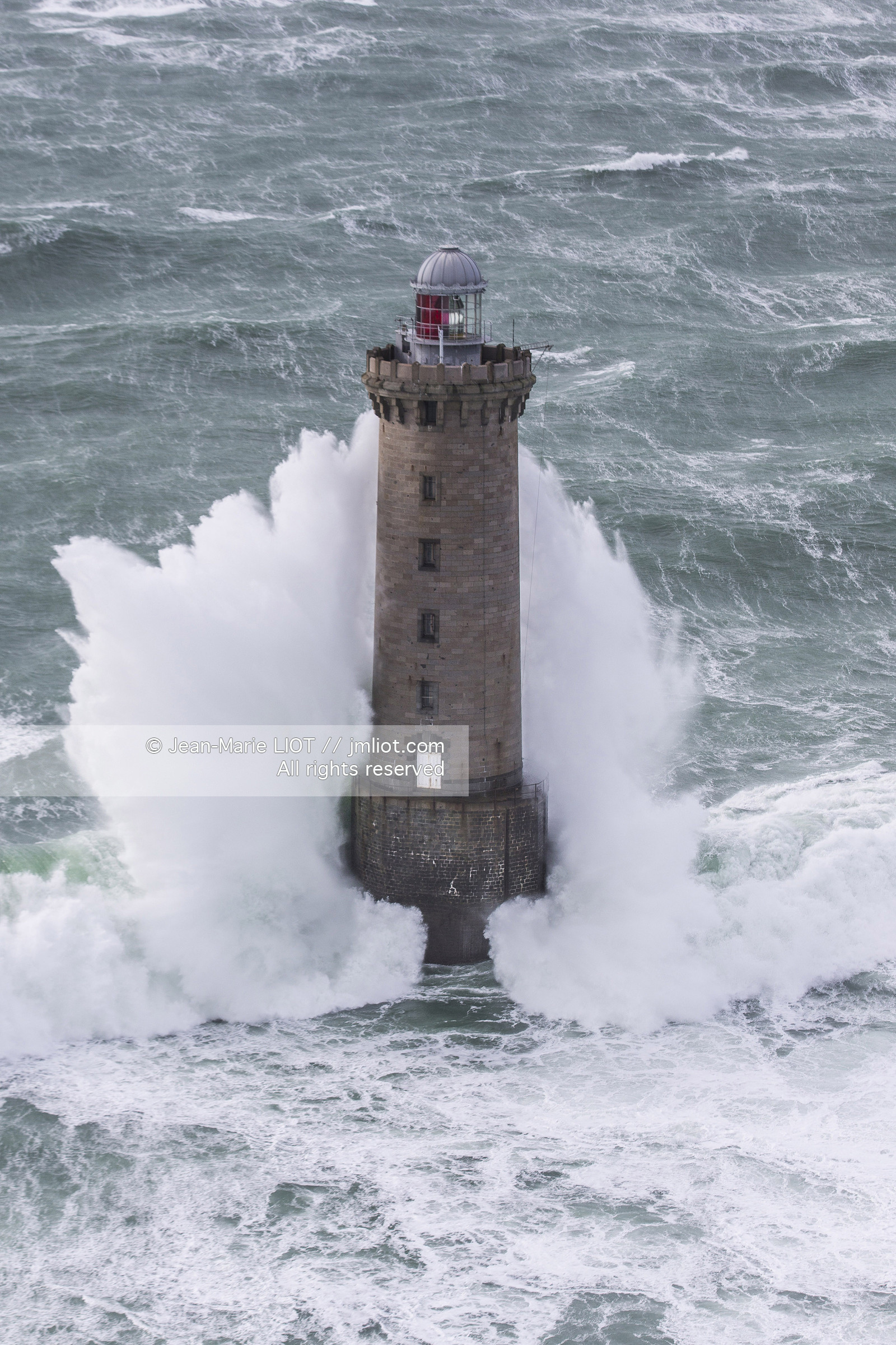 Les phares d'Iroise dans la tempête Ruth