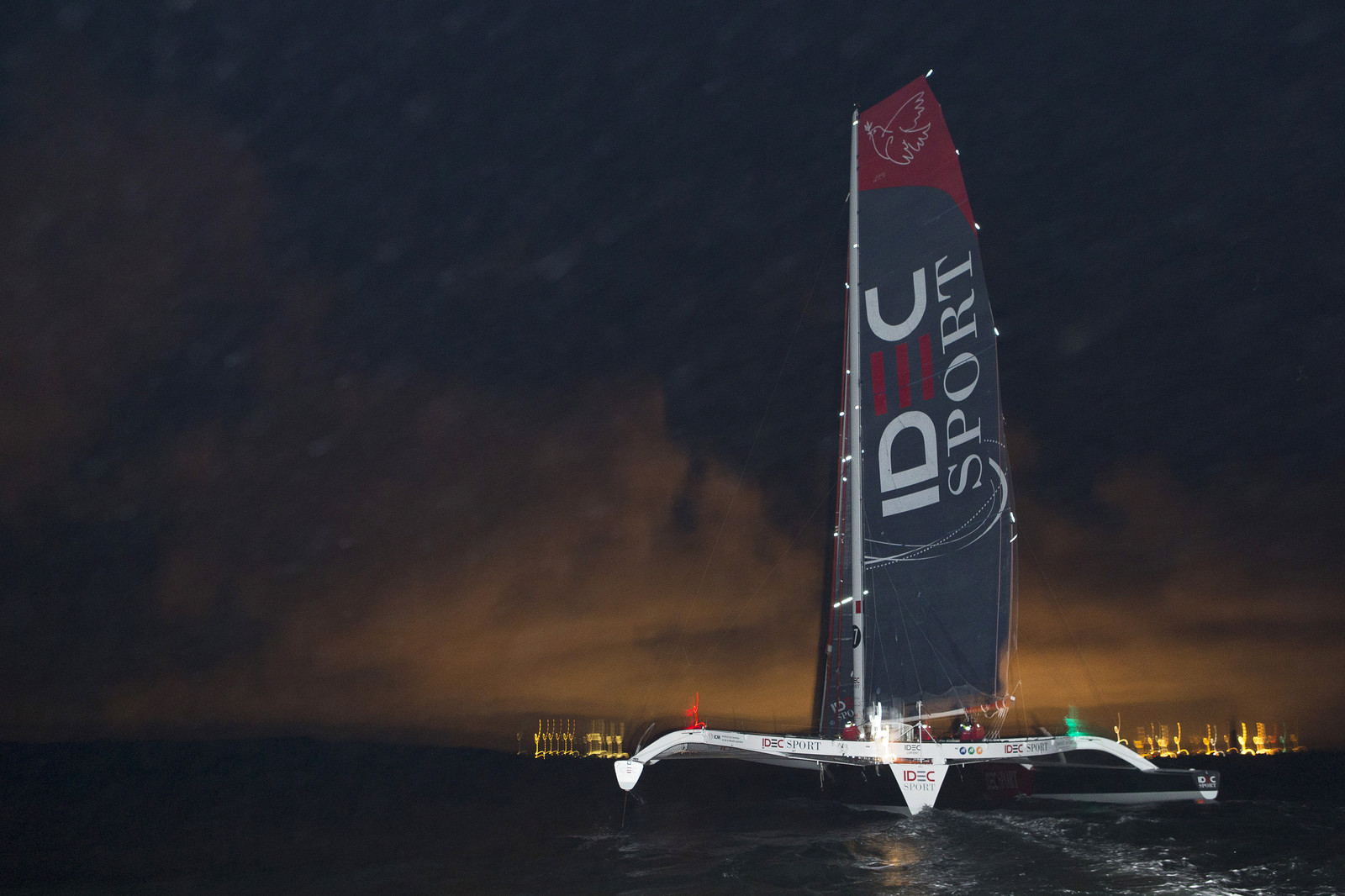 SAILING - IDEC SPORT JULES VERNE TROPHY RECORD ATTEMPT