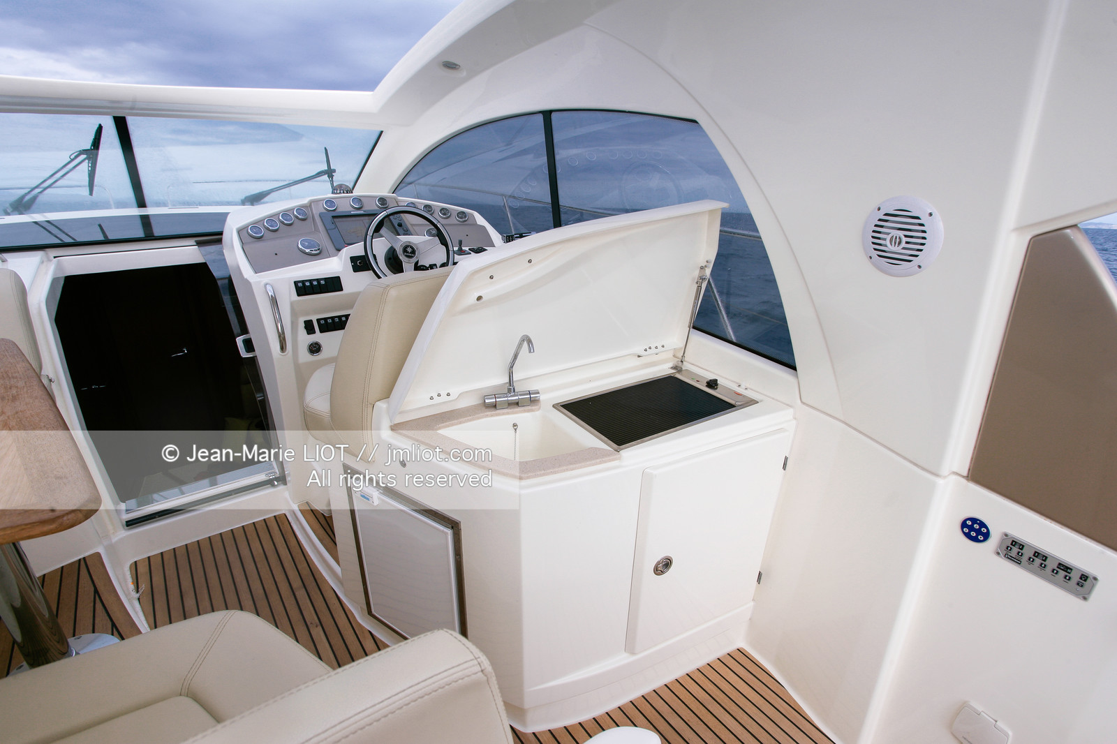 NEPTUNE-PRESTIGE 38S