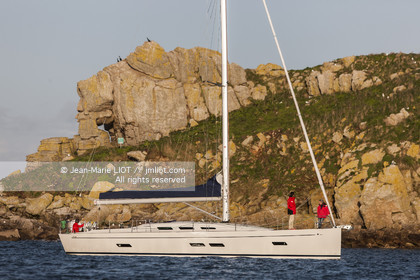 VOILE MAGAZINE - 100 MILLES A BORD