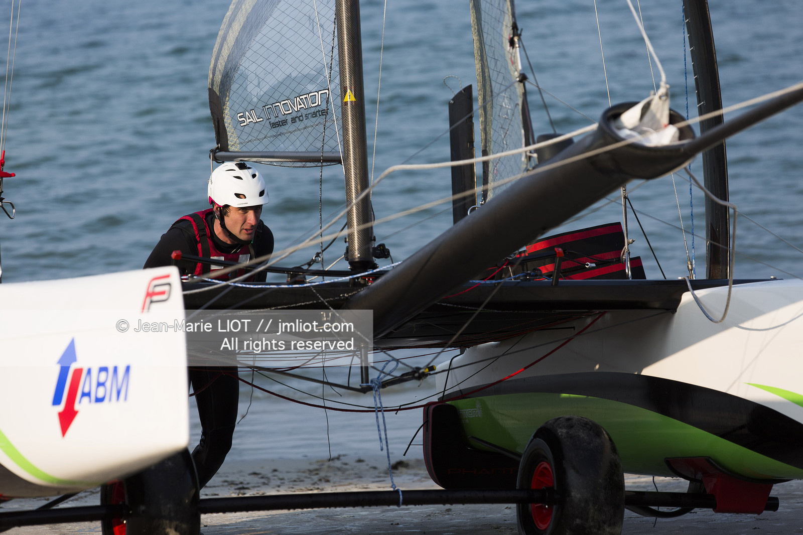 MORGAN LAGRAVIERE SUR FLYING PHANTOM