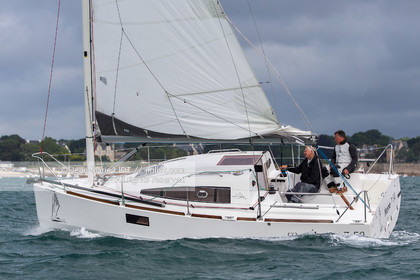 IKONE 750 - YACHT MAGAZINE ALLEMAGNE