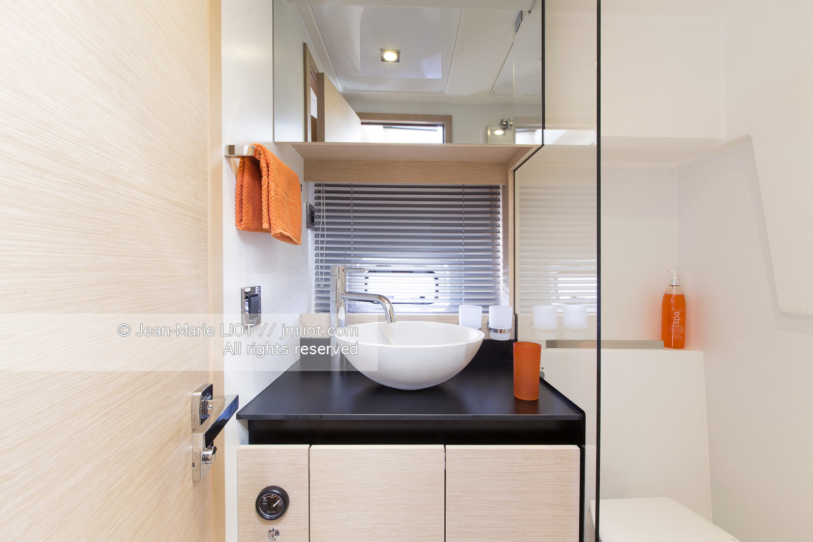 PRESTIGE 420 - PRESTIGE YACHTS