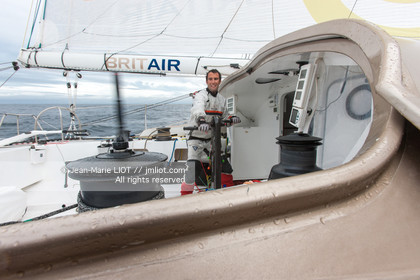 Armel le Cléac'h à l'entrainement sur Britair avant le départ de la route du Rhum 2010. Photo © Jean-Marie Liot.