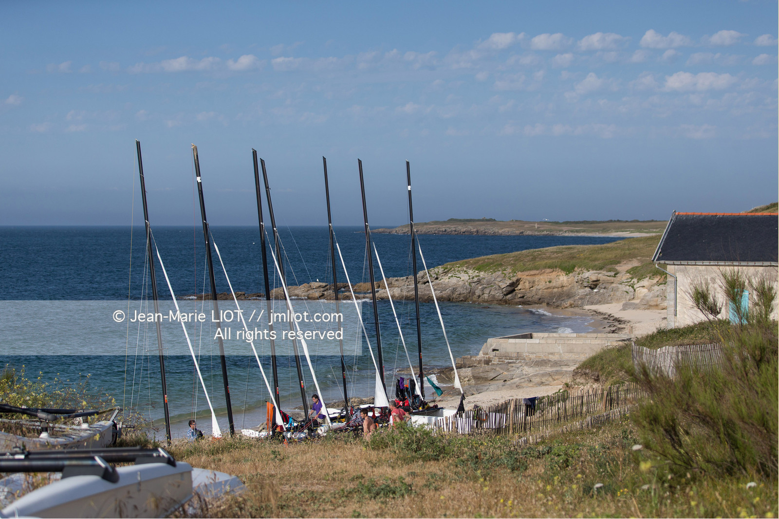 VOILES ET VOILIERS - RAID CATA EN BRETAGNE SUD