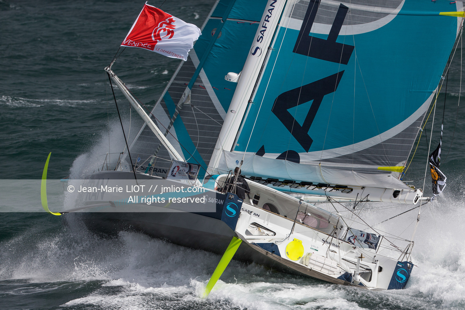 SAILING - SAFRAN - MORGAN LAGRAVIERE