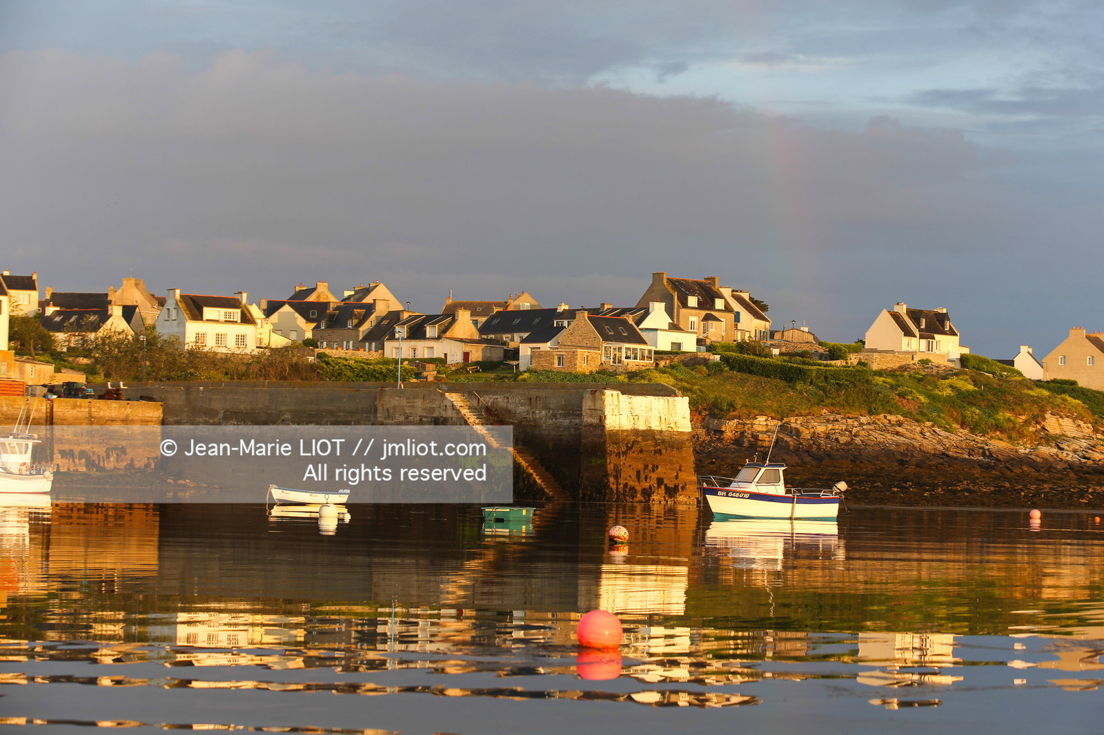 VOIILES ET VOILIERS - ILES OUBLIEES - ILE DE MOLENE