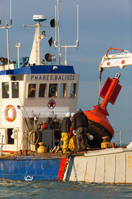 VOILES ET VOILIERS - EYOTY 2016