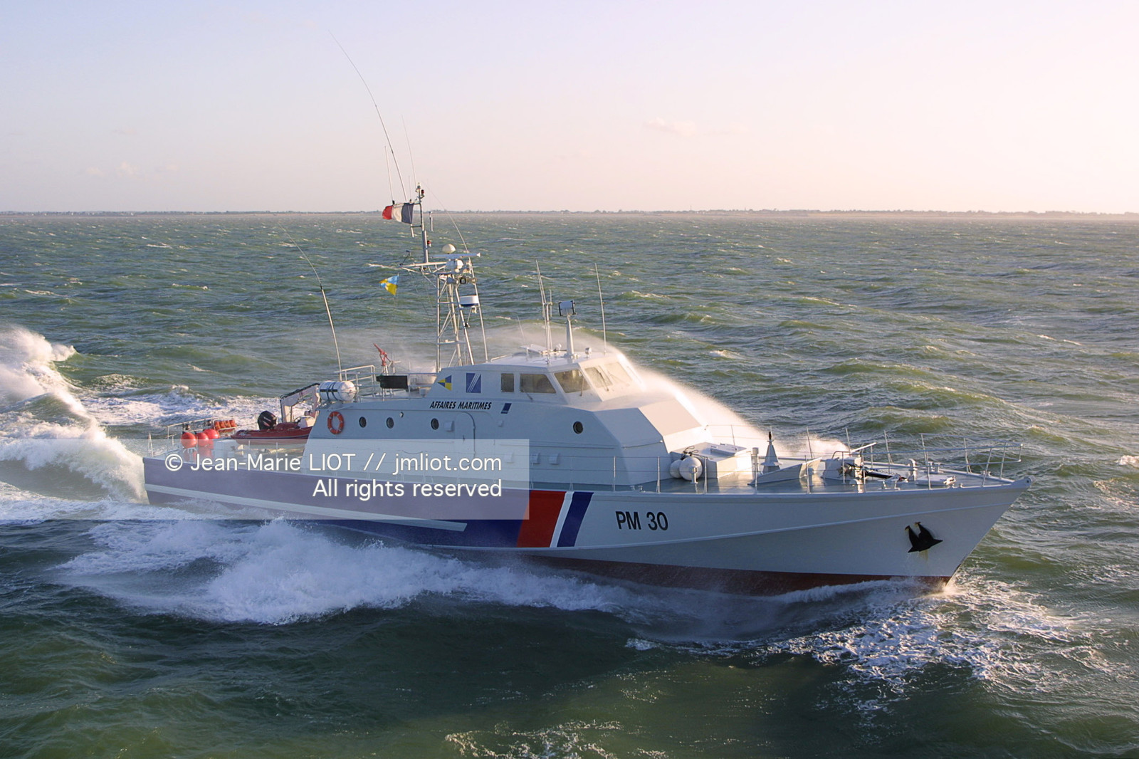 PHOTO © JEAN-MARIE LIOT