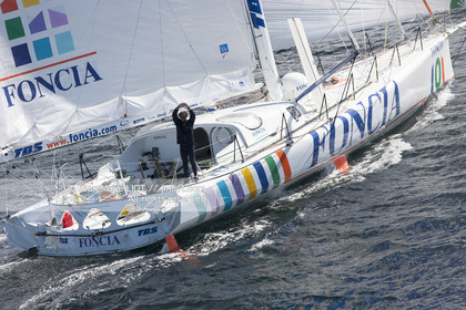 090107VG09090105FONCIA_38V4959