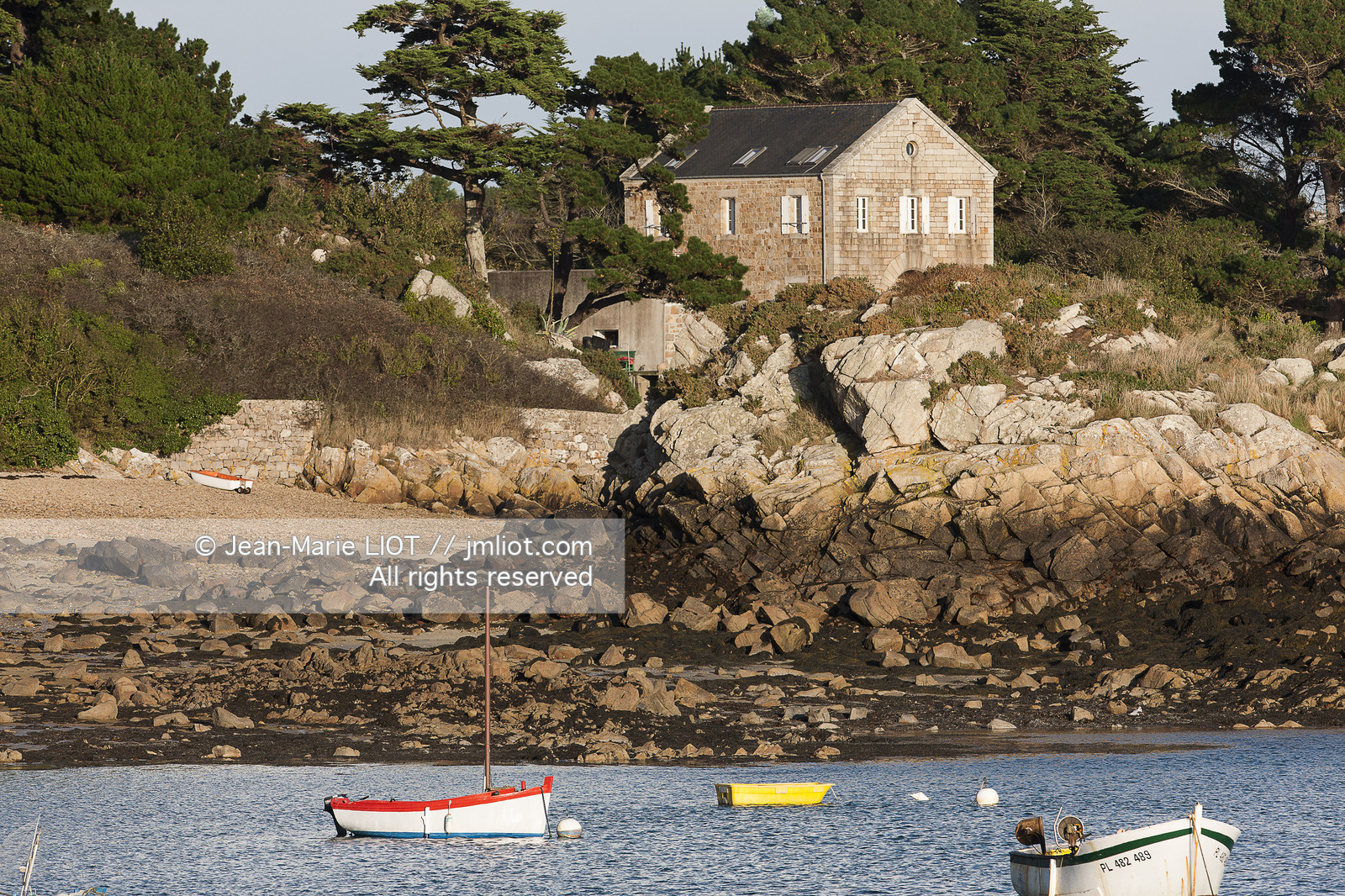 VOILE MAGAZINE 10 09