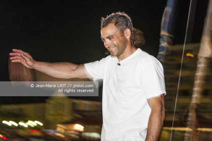 ROUTE DU RHUM 2010 - ARRIVEE YANN GUICHARD