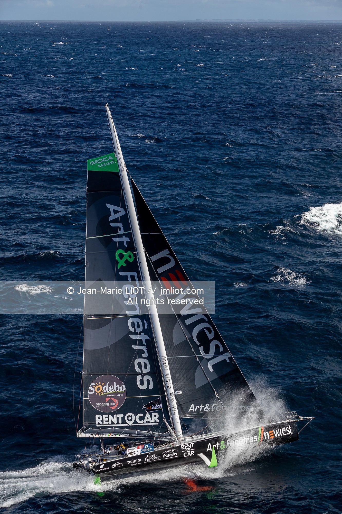 FABRICE AMEDEO 2020 - NEWREST ART ET FENETRES HELICO