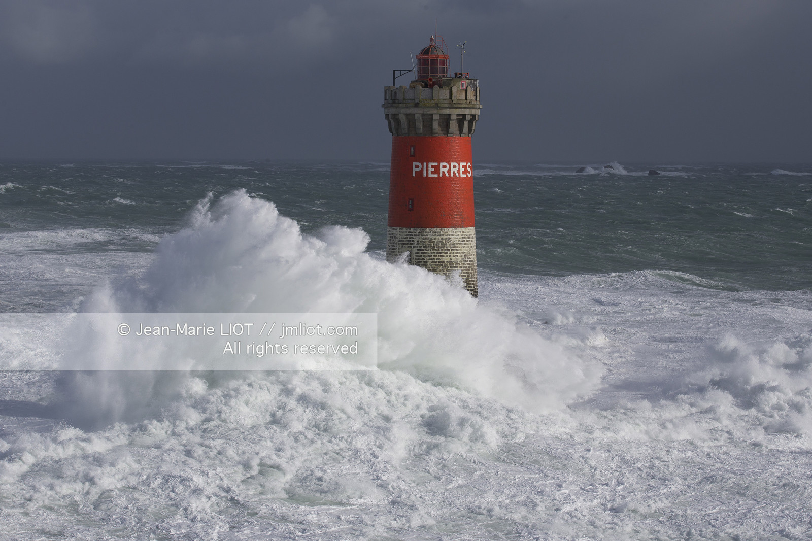 Les phares d'Iroise dans la tempête Ruth