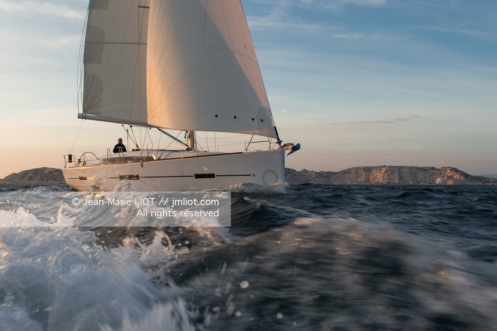 DUFOUR YACHTS - DUFOUR 410 NEW MODEL