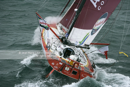 081109VGDEPART_L7A1560