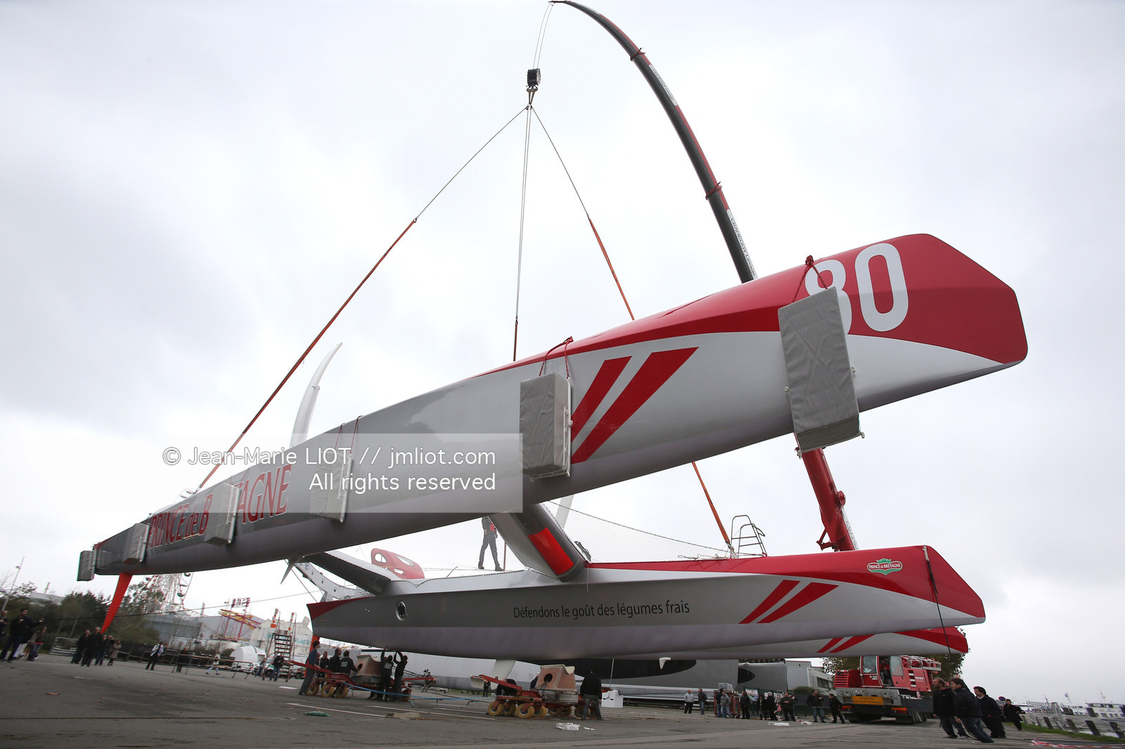 SAILING - MAXI 80 PRINCE DE BRETAGNE - LAUNCH.
