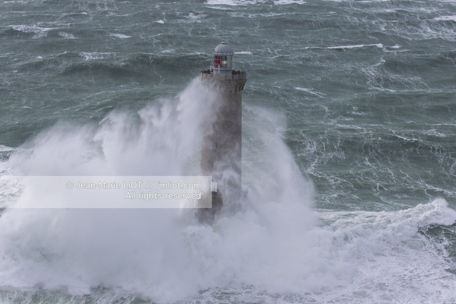 Les phares d'Iroise dans la tempête Ruth