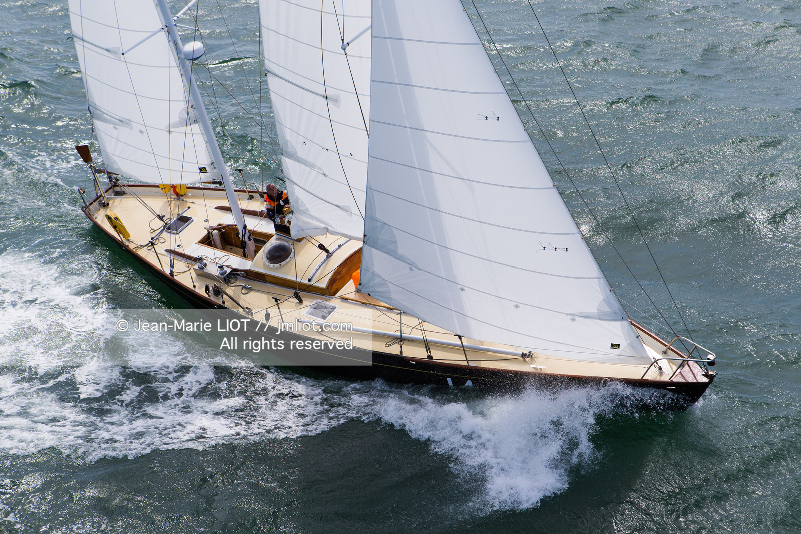 LOICK PEYRON A BORD DE PEN DUICK II