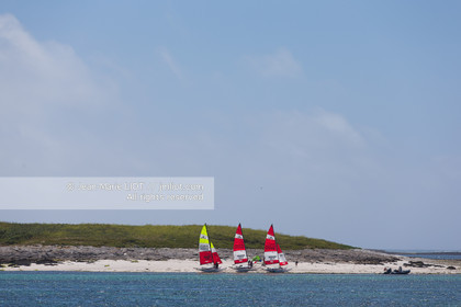 VOILES ET VOILIERS - ECOLE DE VOILE DES GLENANS