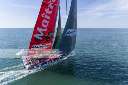 YANNICK BESTAVEN 2020 - IMOCA MAITRE COQ