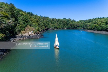 NAVIGATION INSOLITE 2020 - REMONTEE DE LA RIVIERE de L’ODET