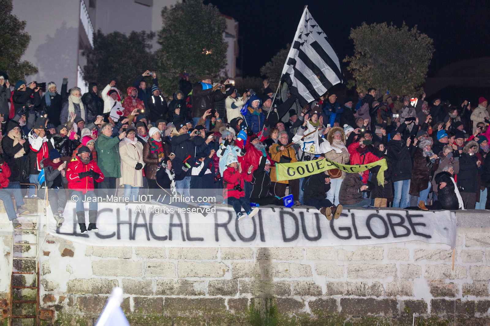 Les Sables d'Olonne, le 19 janvier 2017 arrivée d'Armel Le Cléac'h (FR) skipper de l'imoca Banque Populaire arrive 1er du Vendee globe 2016-2017. Photo © Jean-Marie Liot   DPPI