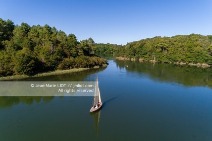 NAVIGATION INSOLITE 2020 - REMONTEE DE LA RIVIERE de L’ODET