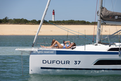 DUFOUR YACHTS 2022 - DUFOUR 37