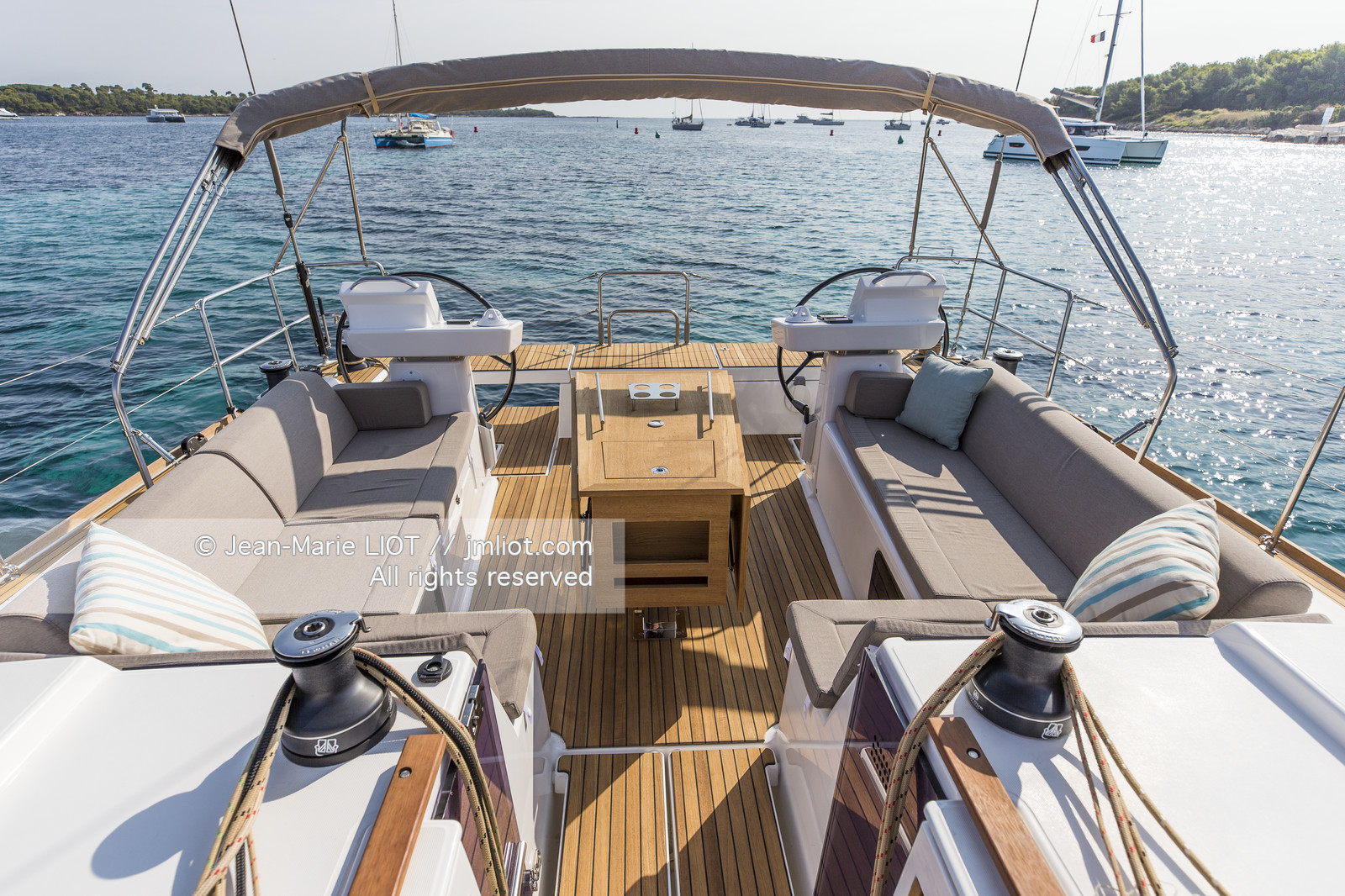 DUFOUR YACHTS 2017 - DUFOUR 520