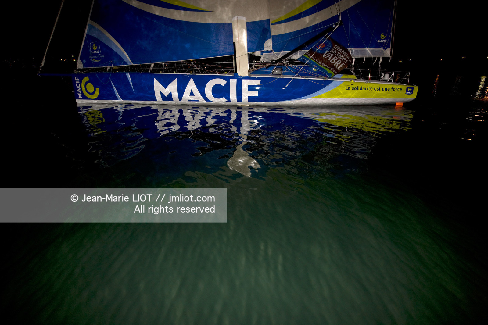 LE 19 novembre 2011, Arrivée au Costa Rica, de François Gabart et Sébastien Col à bord de l'imoca Macif. Photo © Jean-Marie Liot DPPI.
