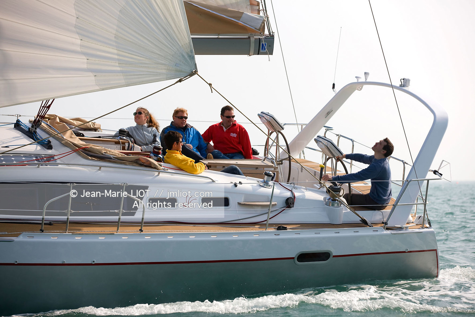 VOILE MAG - 100 MILLES A BORD