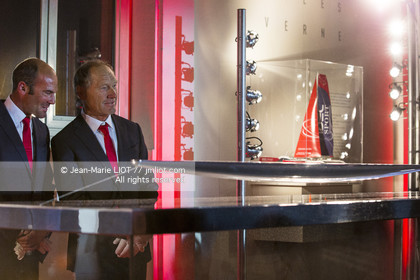 TROPHEE JULES VERNE - IDEC SPORT - REMISE DFU TROPHEE