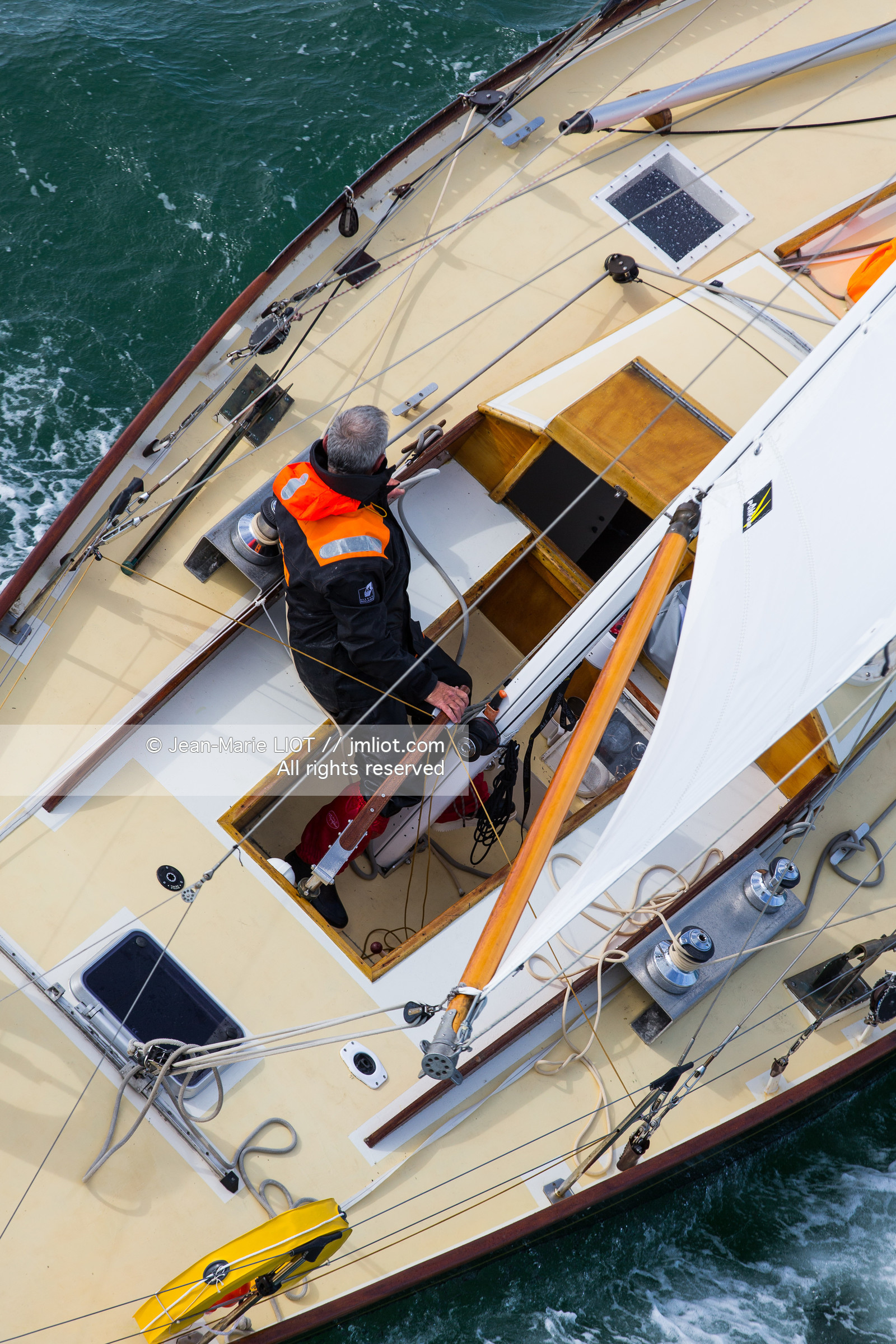 LOICK PEYRON A BORD DE PEN DUICK II