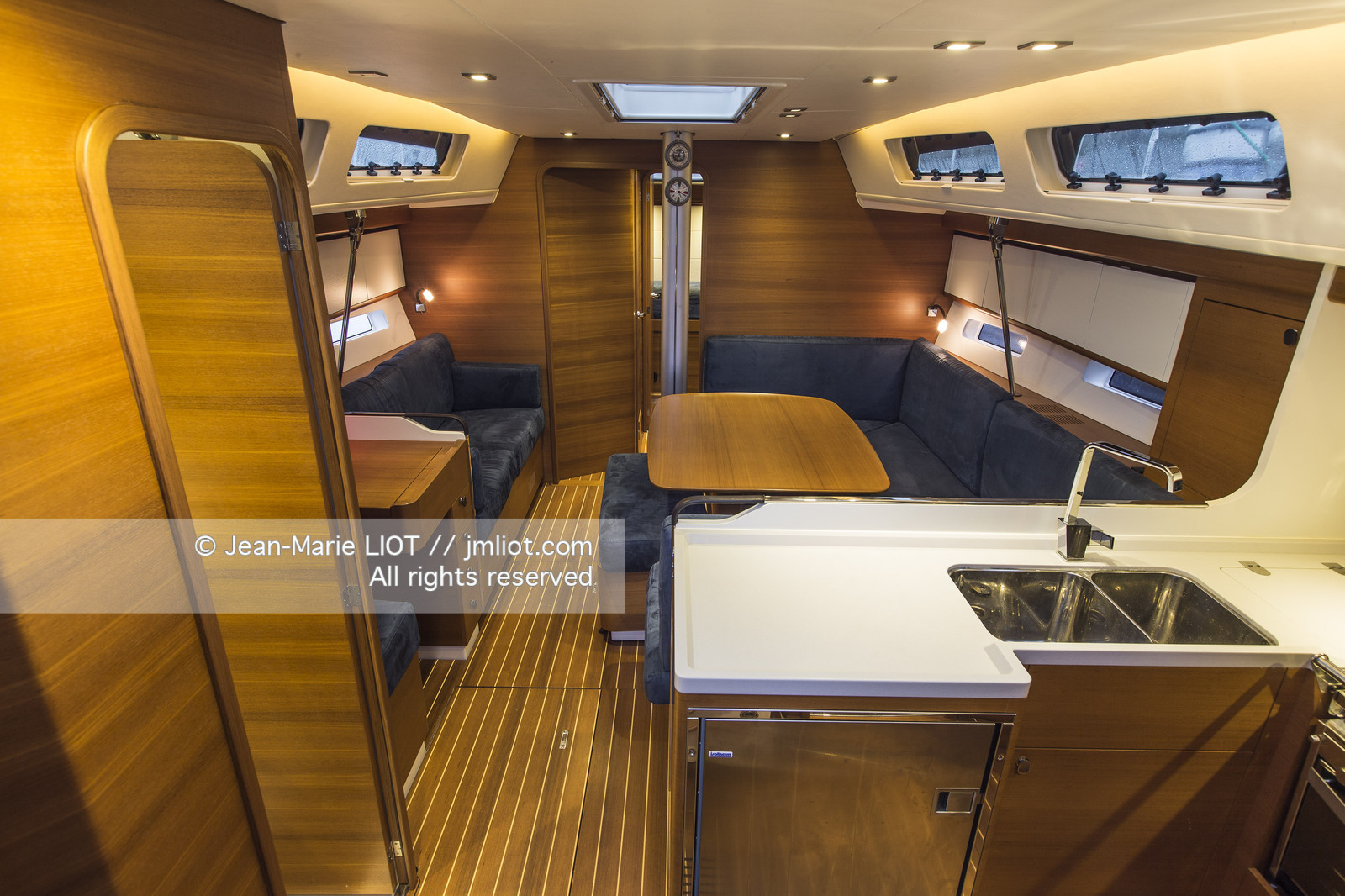 VOILE MAGAZINE - 100 MILLES A BORD