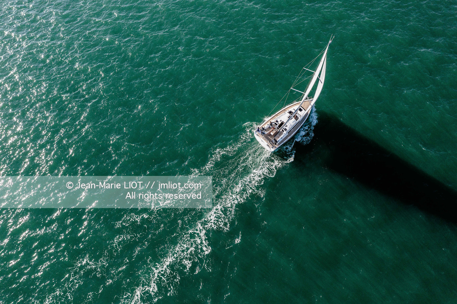 DUFOUR YACHTS 2022 - DUFOUR 37