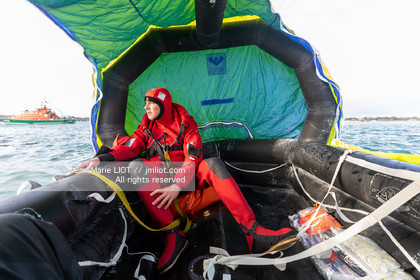 RADEAUX DE SURVIE - COMPARATIF