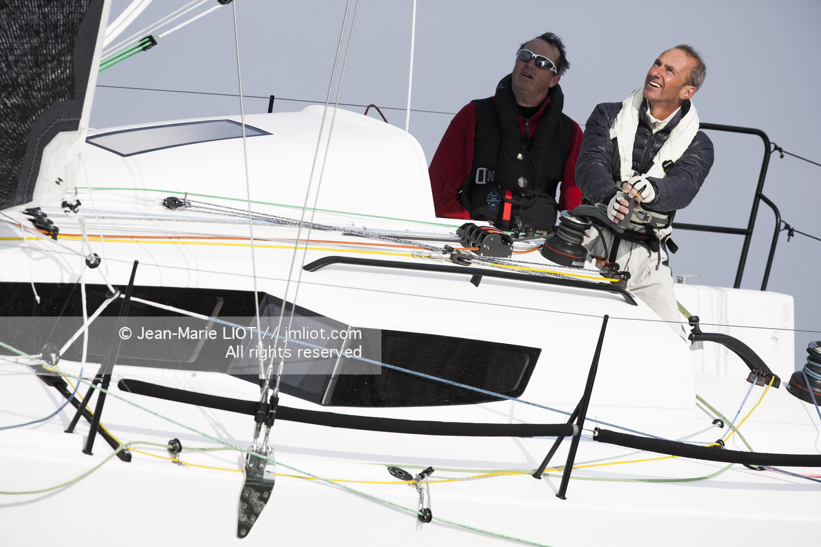 VOILE MAGAZINE - 100 MILLES