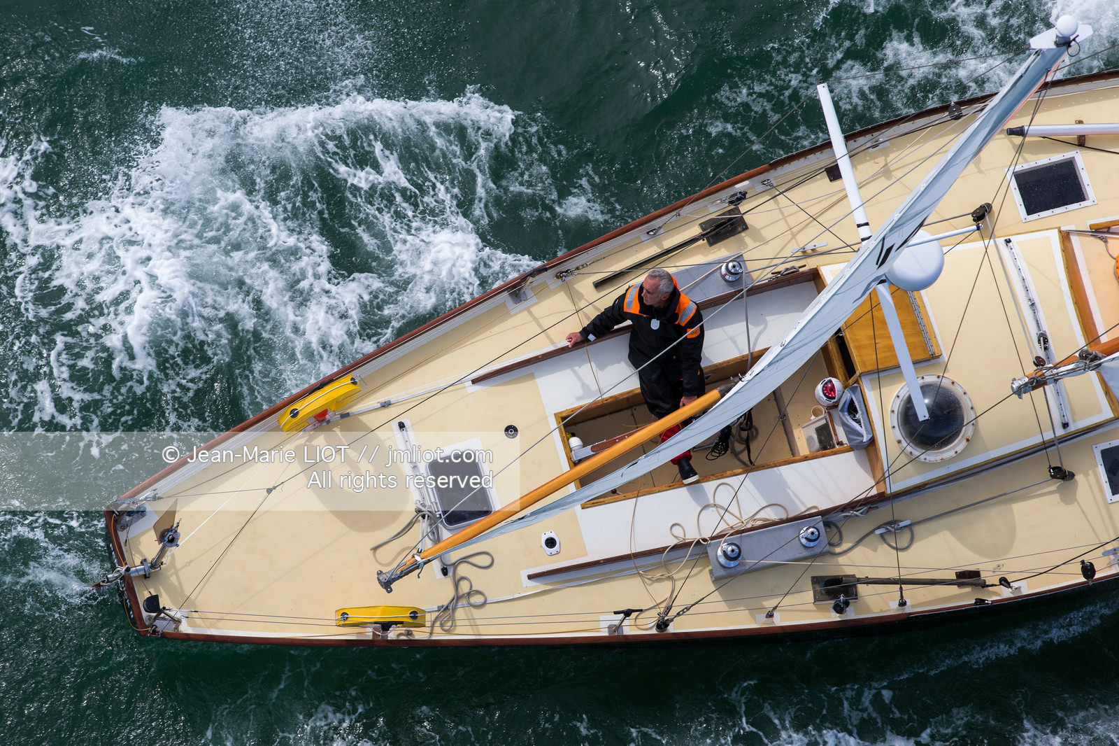 LOICK PEYRON A BORD DE PEN DUICK II