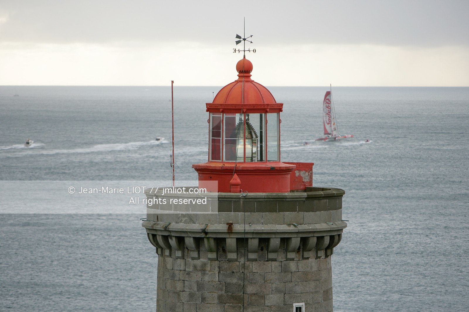 MAXI TRIMARAN SODEBO - THOMAS COVILLE - RECORD TOUR DU MONDE EN SOLITAIRE - 2008..