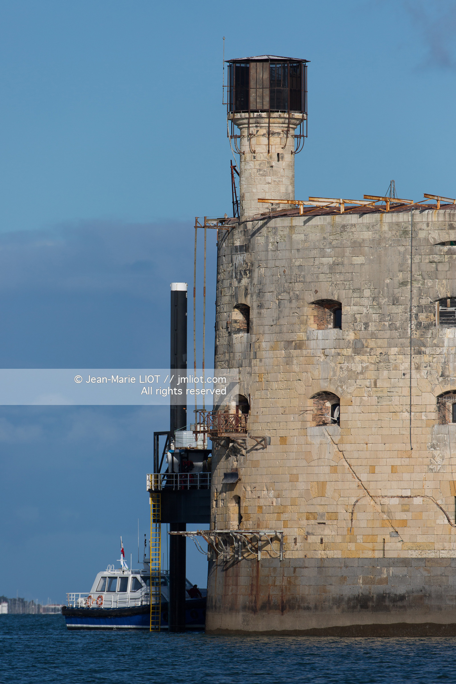VOILES ET VOILIERS 2016 - LES FORTS DE CHARENTE, BAIE DE LA ROCHELLE EN BIHAN 650