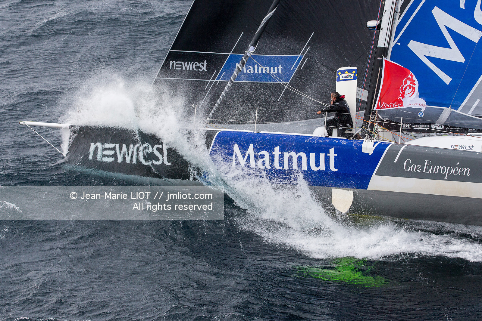 FABRICE AMEDEO - NEWREST-MATMUT - VENDEE GLOBE 2016-2017