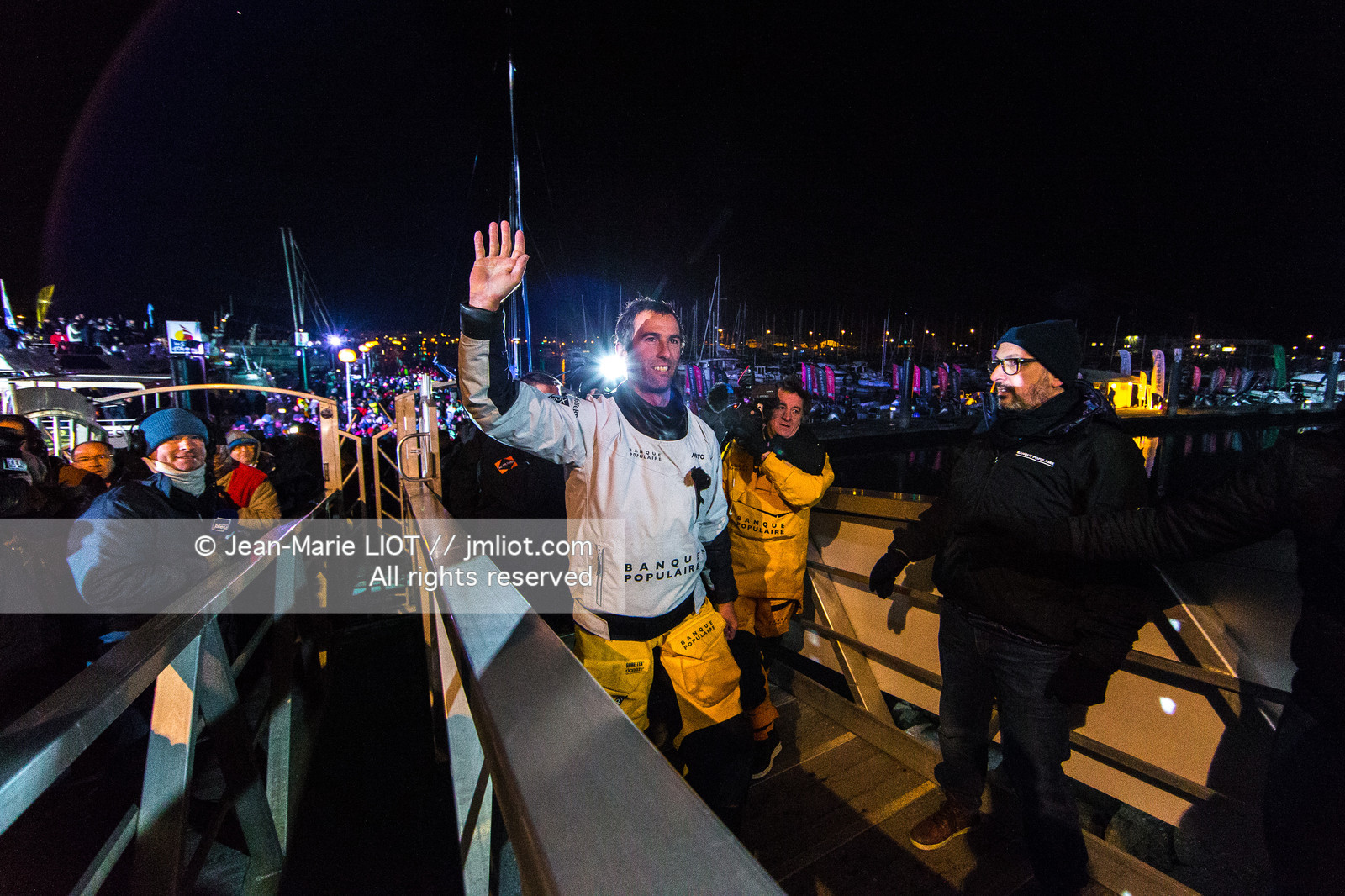 Les Sables d'Olonne, le 19 janvier 2017 arrivée d'Armel Le Cléac'h (FR) skipper de l'imoca Banque Populaire arrive 1er du Vendee globe 2016-2017. Photo © Jean-Marie Liot   DPPI