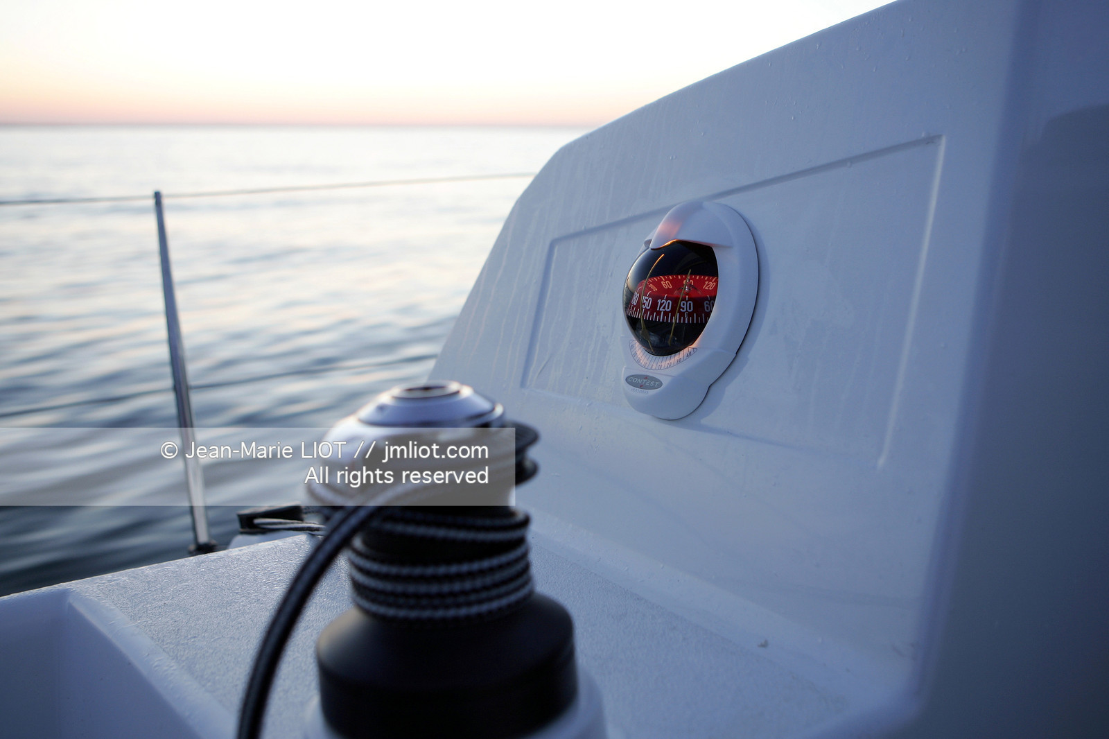 ACCASTILLAGE-ELECTRONIQUE-MECANIQUE-PLAISANCE