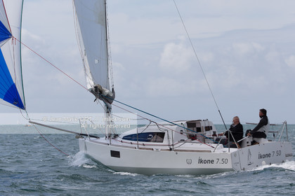IKONE 750 - YACHT MAGAZINE ALLEMAGNE