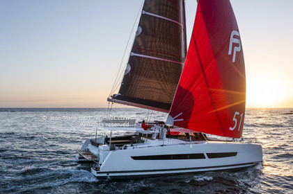 FOUTAINE PAJOT 2022 - AURA 51