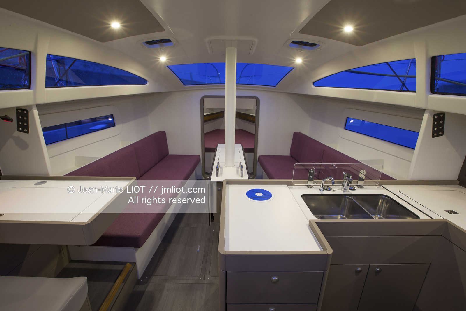 RM 10,70 - RM YACHTS