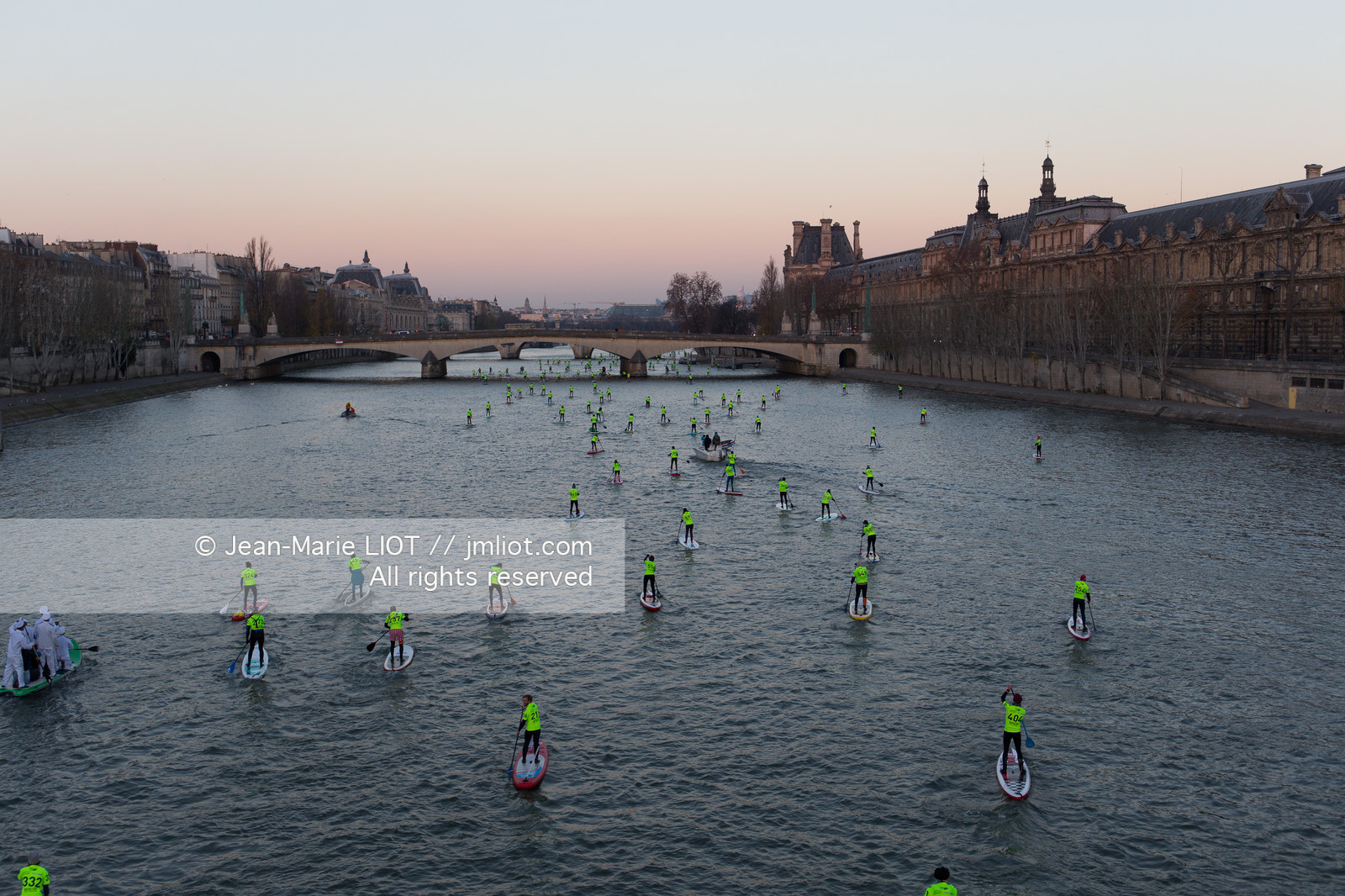 PADDLE - LA SEINE - PARIS