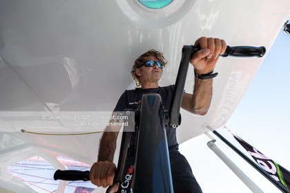 YANNICK BESTAVEN 2020 - IMOCA MAITRE COQ