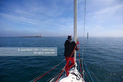 VOIILES ET VOILIERS - ILES OUBLIEES - ILE DE MOLENE